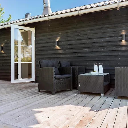 3 Bedroom Stunning In Sydals * Skovmose
