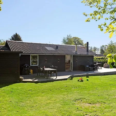 3 Bedroom Lovely In Sydals Dom wakacyjny
