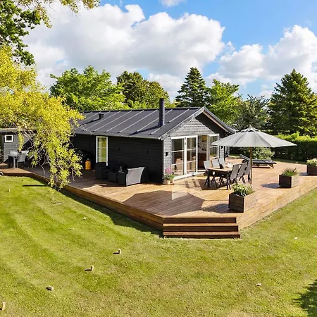 3 Bedroom Stunning In Sydals Skovmose